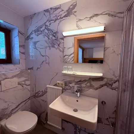 Bed & Breakfast Ledererguetl - Jokercard & Parkplatz Inkl